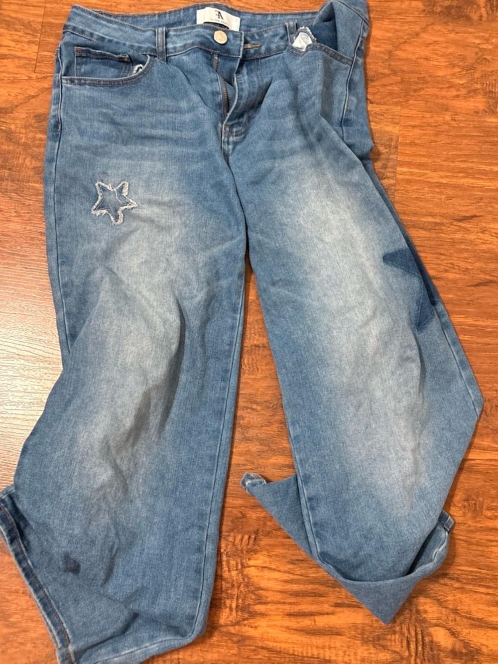 Flying Angel Star-Embroidered Straight Cut Jeans